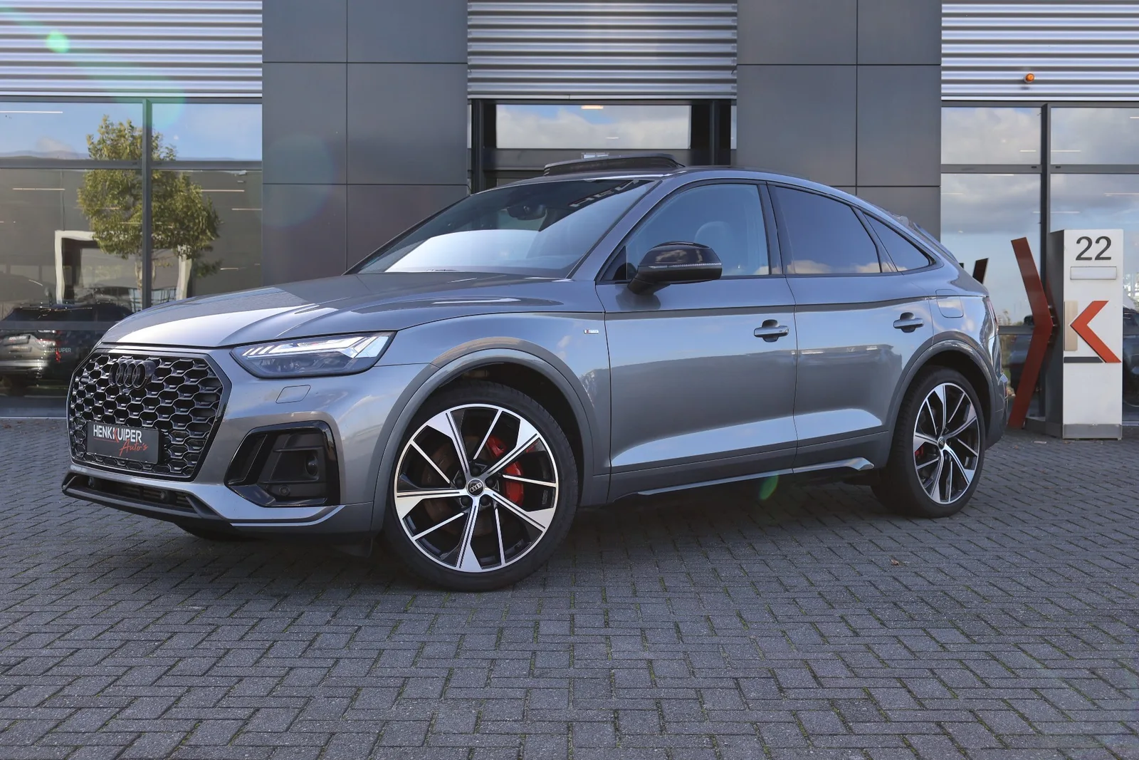 Audi Q5 Sportback (2023) — foto 1