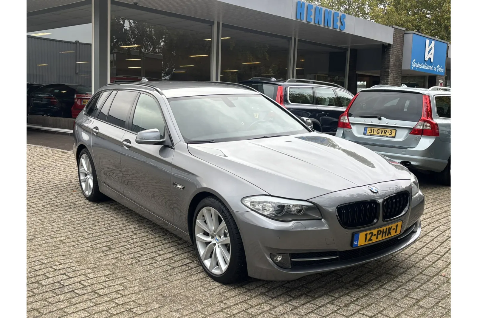 BMW 5-Serie (2011) — foto 1