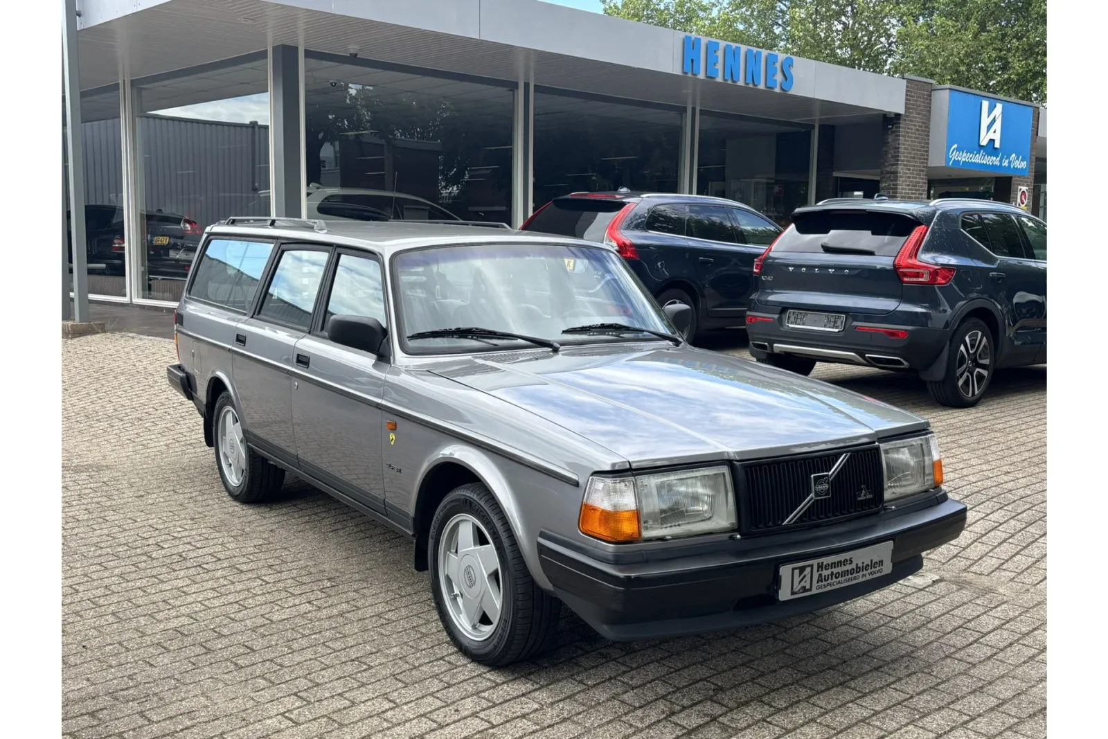 Volvo 240 (1992) — foto 1