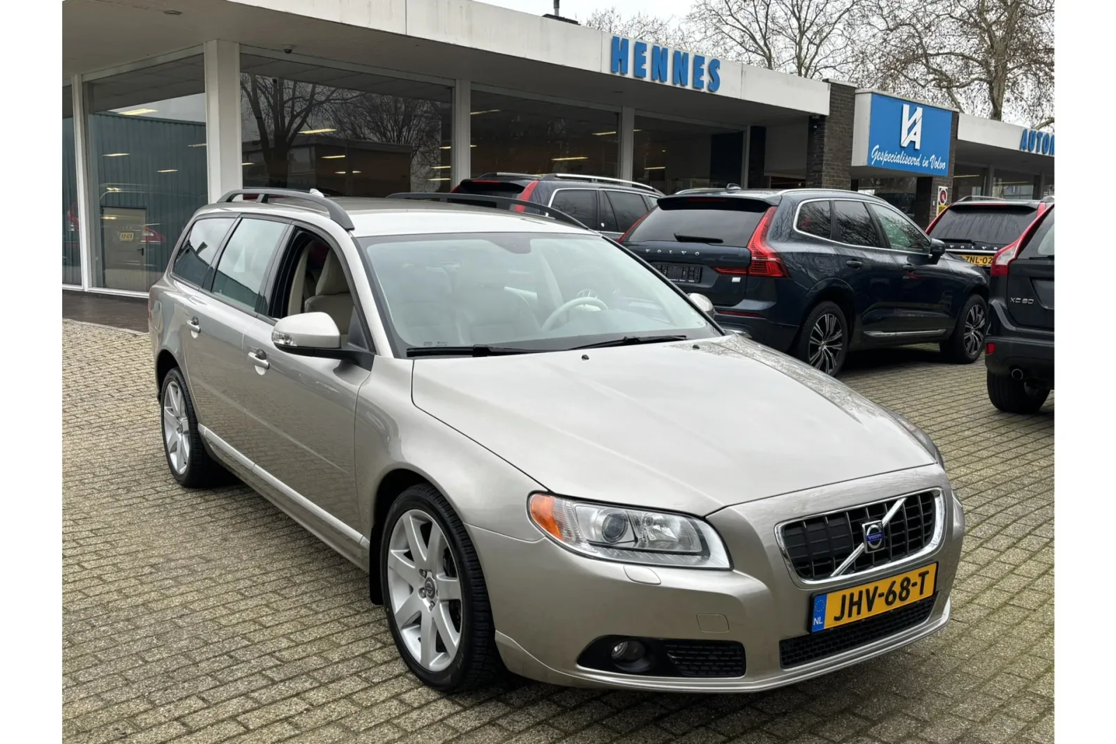 Volvo V70 (2007) — foto 1