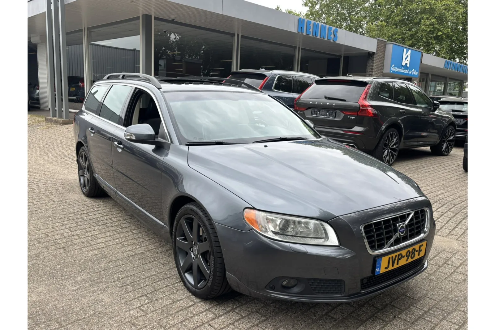 Volvo V70 (2008) — foto 1