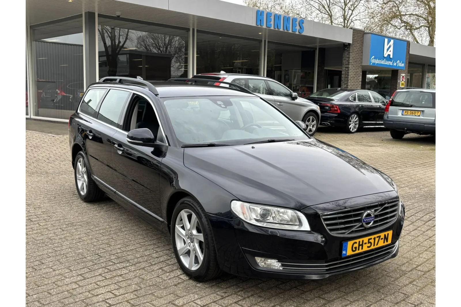 Volvo V70 (2015) — foto 1