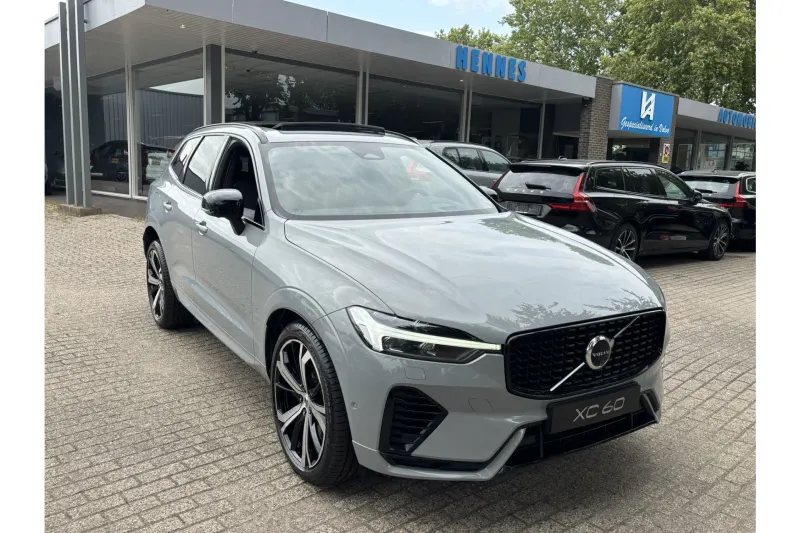 Volvo XC60 (2023)