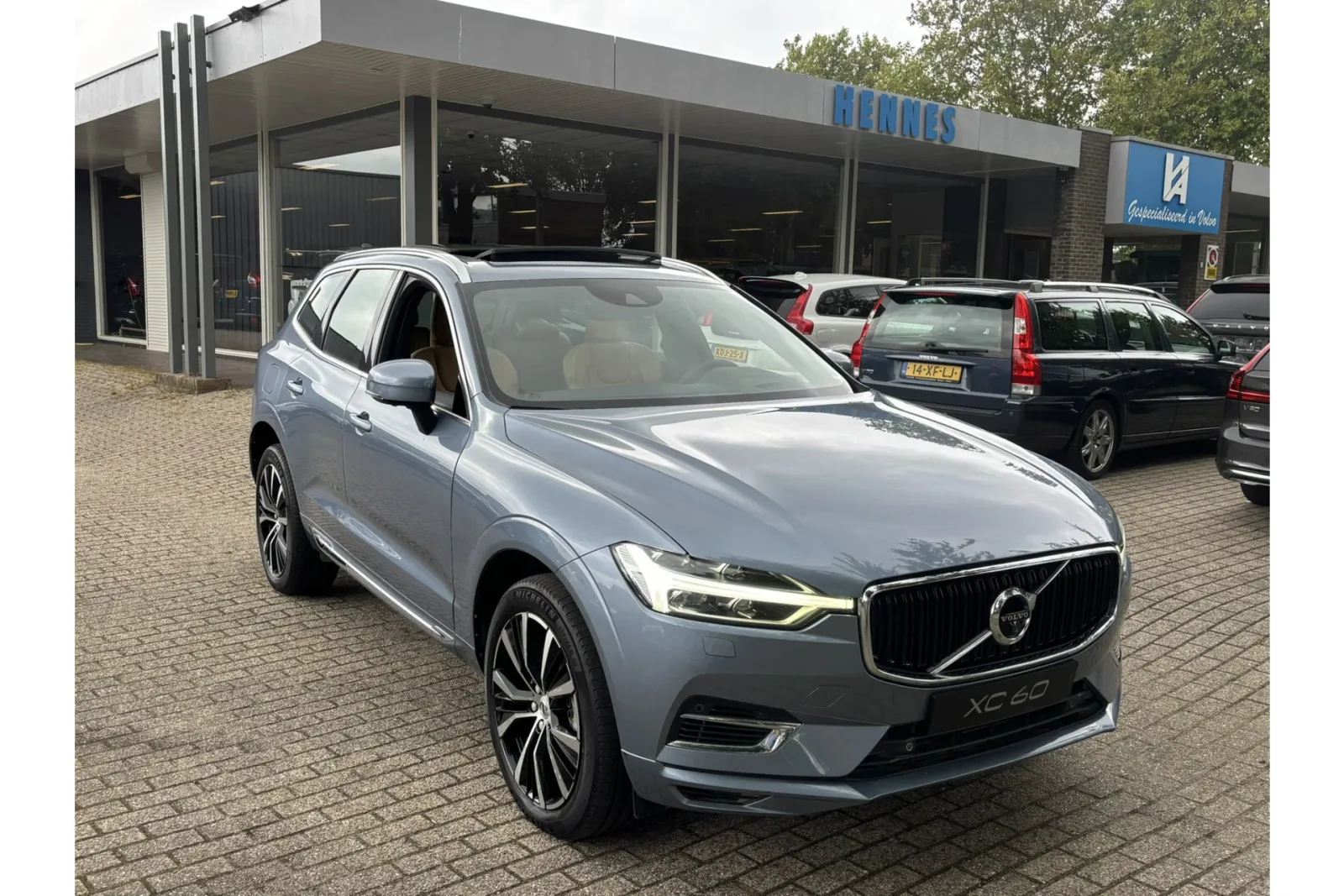 Volvo XC60 (2019) — foto 1