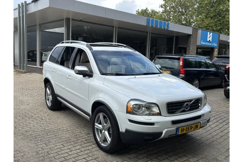 Volvo XC90 (2010)