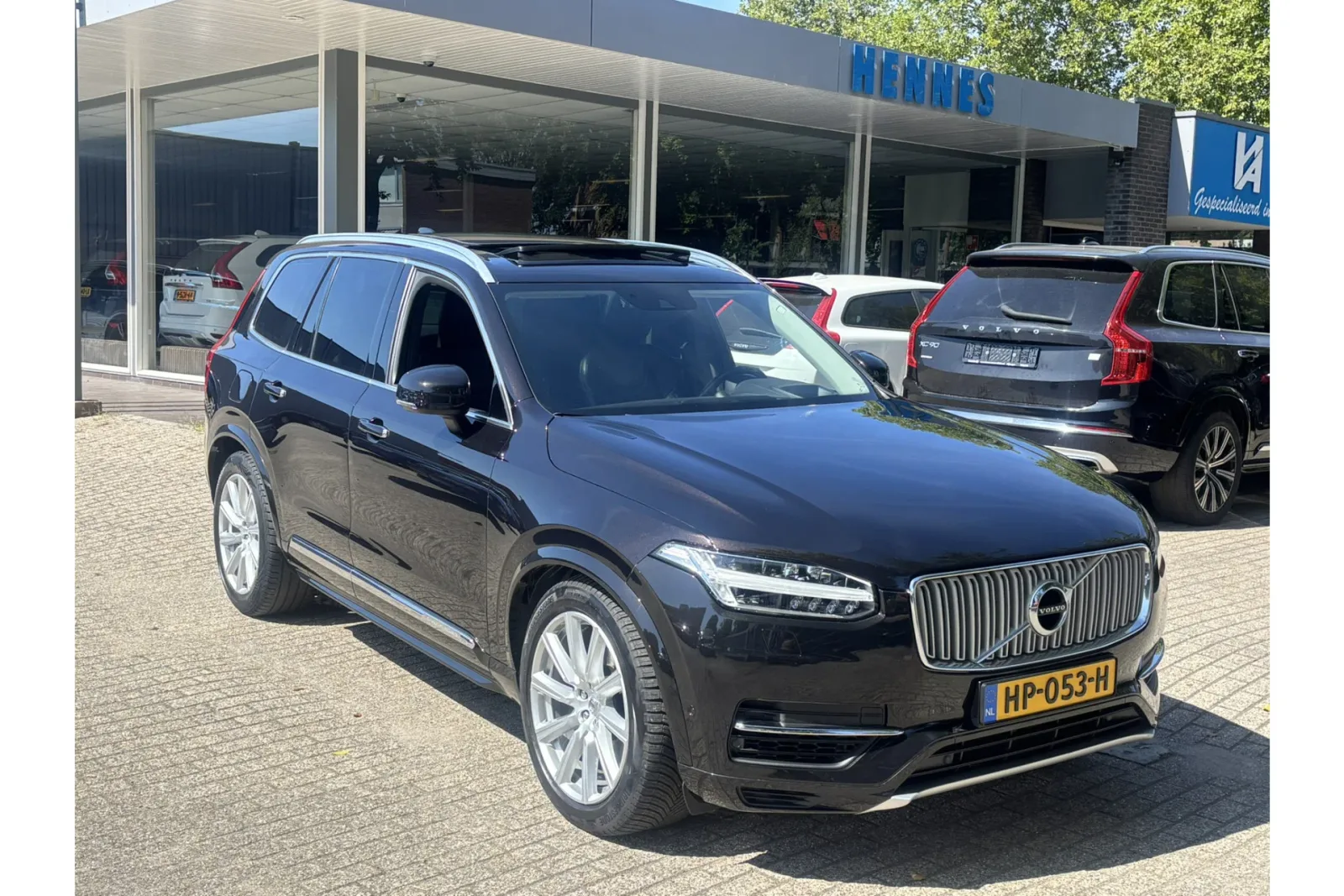 Volvo XC90 (2015) — foto 1