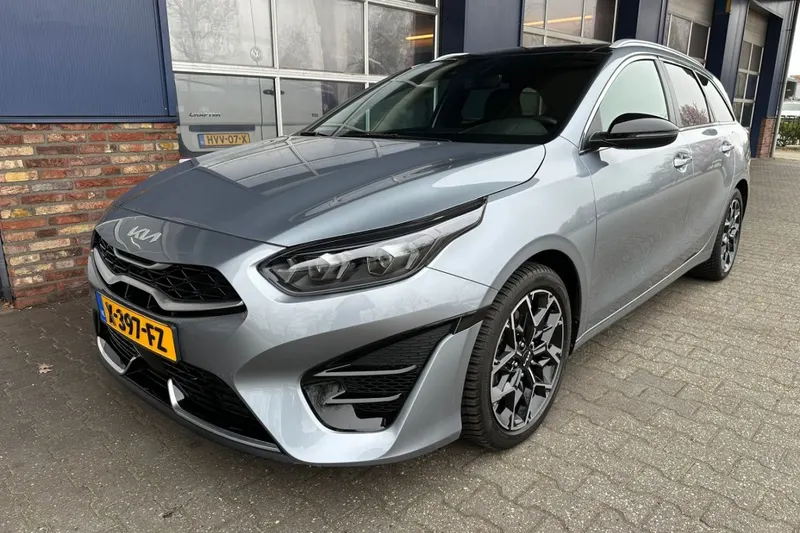 Kia Ceed (2023)