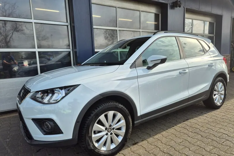 SEAT Arona (2018)