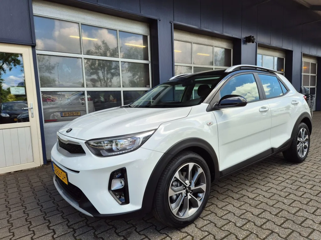 Kia Stonic (2020) — foto 1
