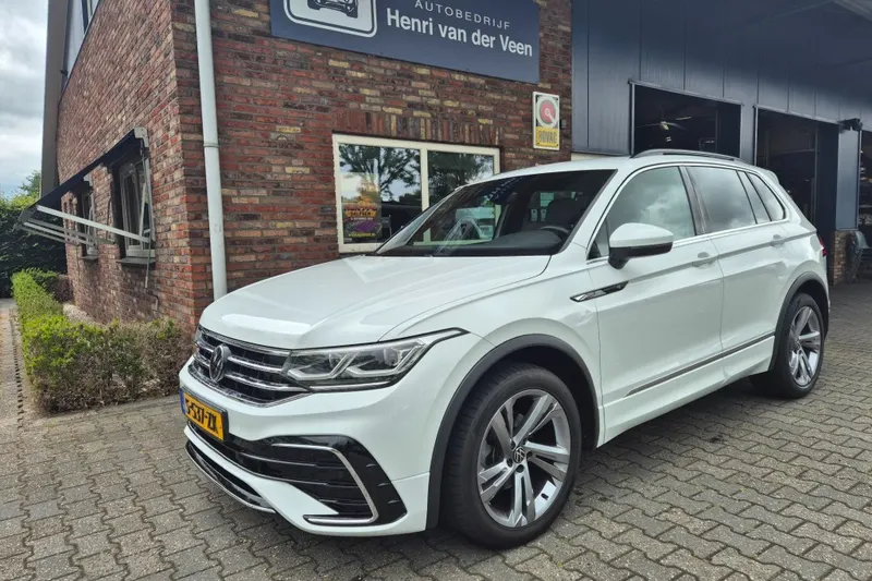Volkswagen Tiguan (2022)