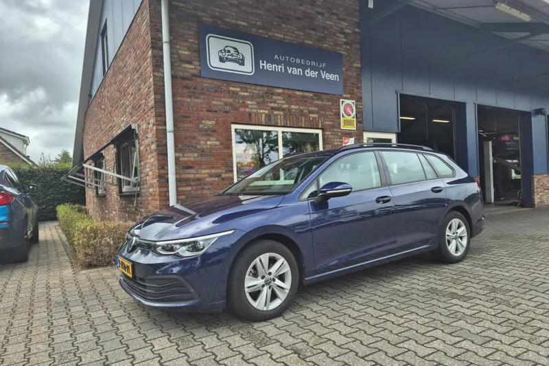 Volkswagen Golf (2021)