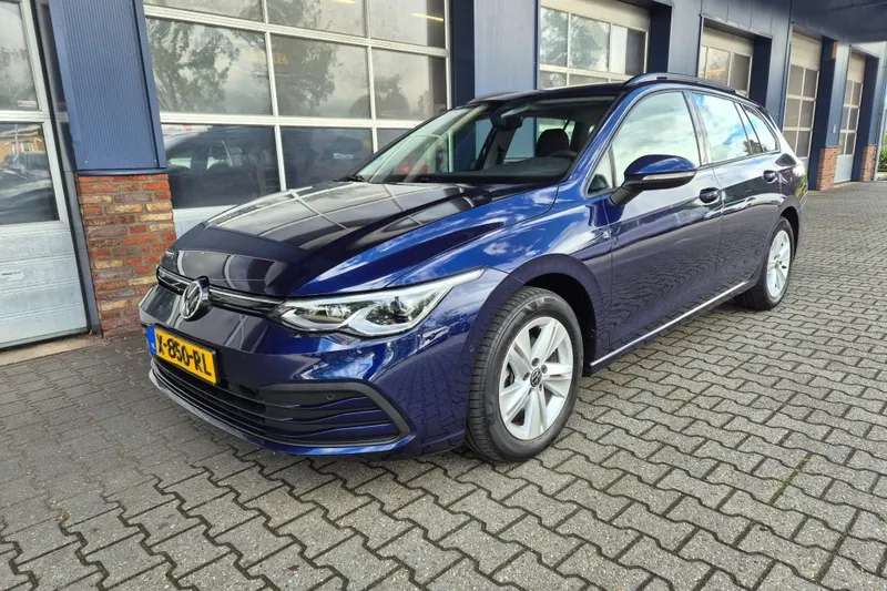 Volkswagen Golf (2021)