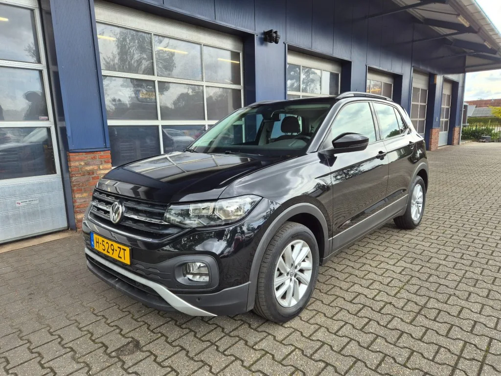 Volkswagen T-Cross (2020) — foto 1