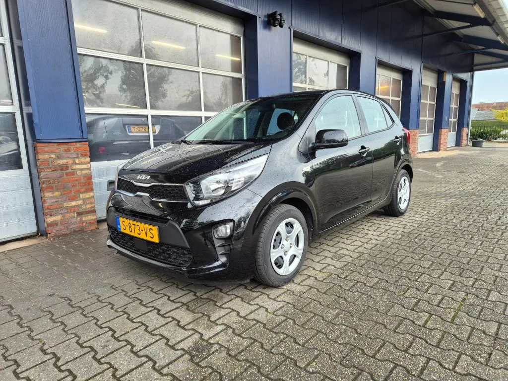 Kia Picanto (2023) — foto 1