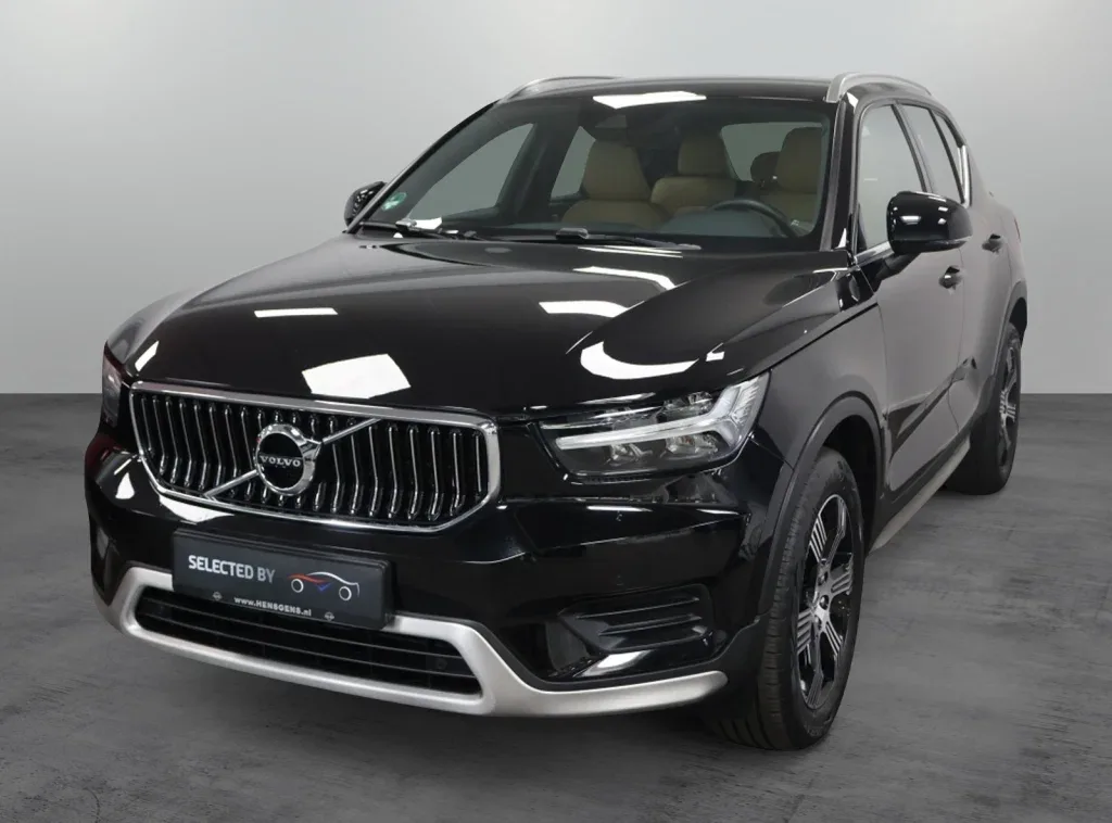 Volvo XC40 (2019) — foto 1