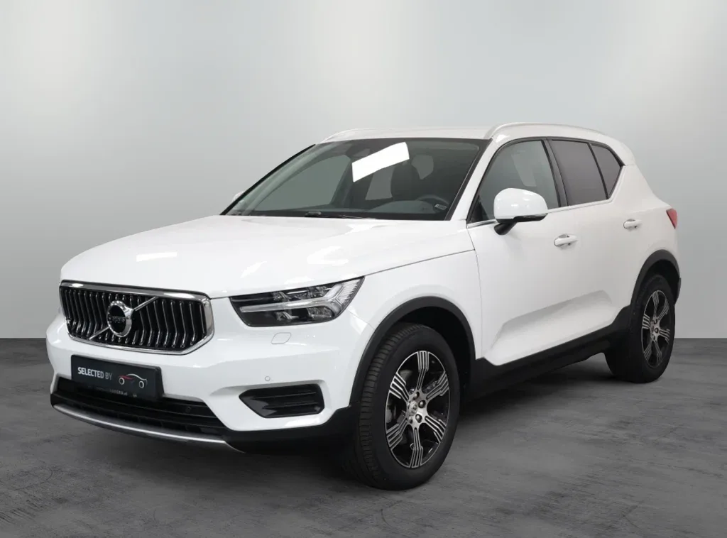 Volvo XC40 (2022) — foto 1