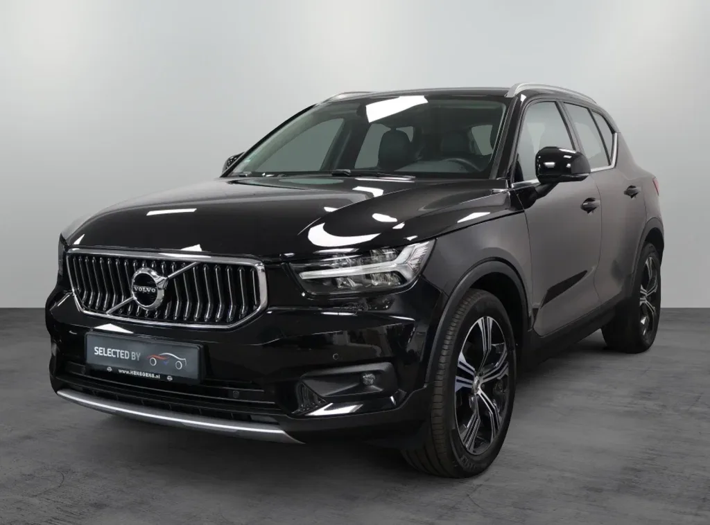 Volvo XC40 (2020) — foto 1