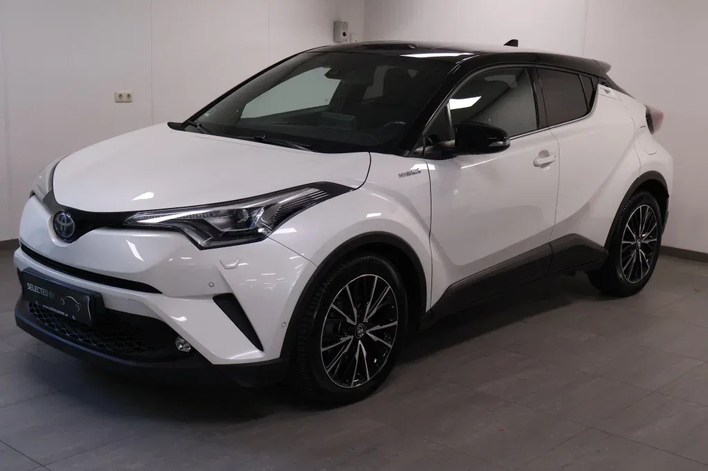 Toyota C-HR (2018) — foto 1