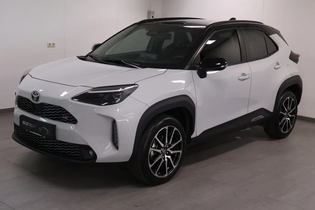 Toyota Yaris Cross (2024) — foto 1