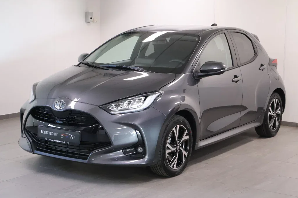 Toyota Yaris (2025) — foto 1