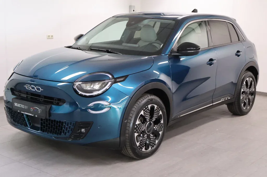 Fiat 600E (2023) — foto 1