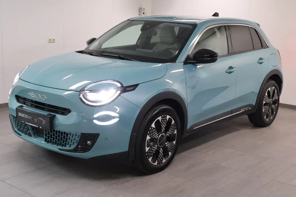 Fiat 600E (2023) — foto 1