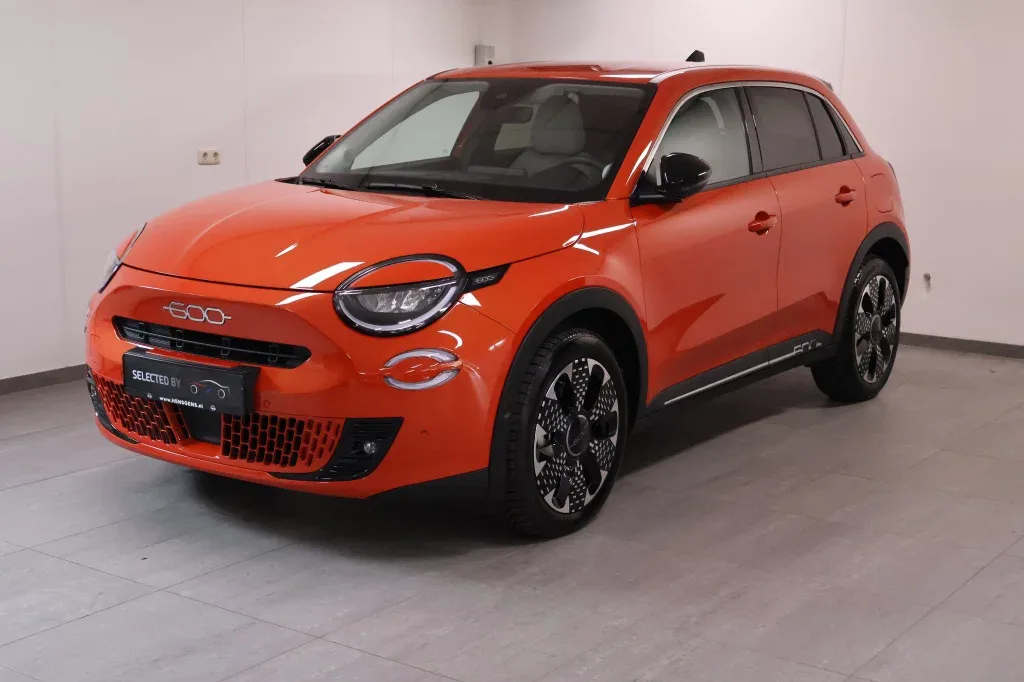 Fiat 600e (2024) — foto 1