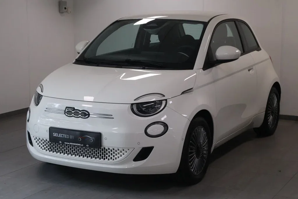 Fiat 500 (2024) — foto 1