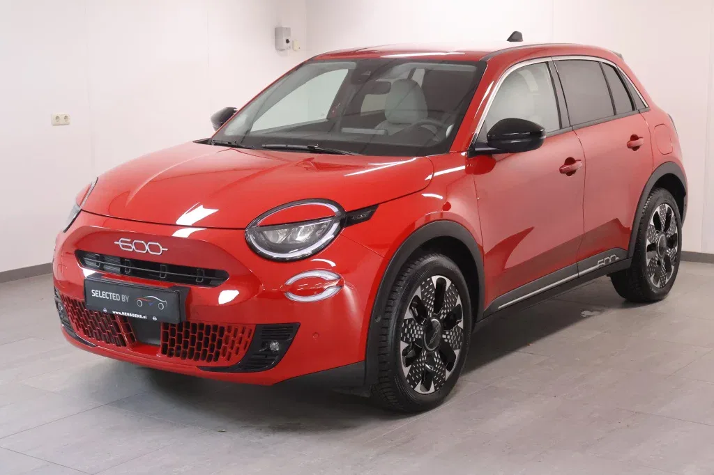 Fiat 600e (2024) — foto 1