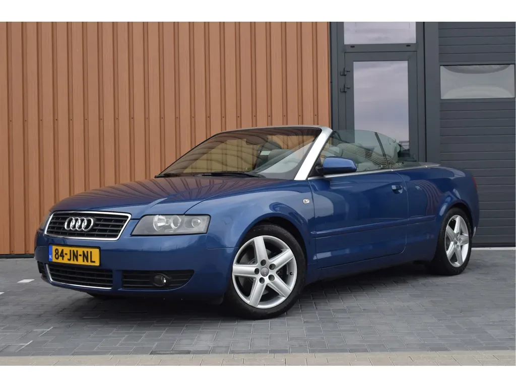 Audi A4 (2002) — foto 1