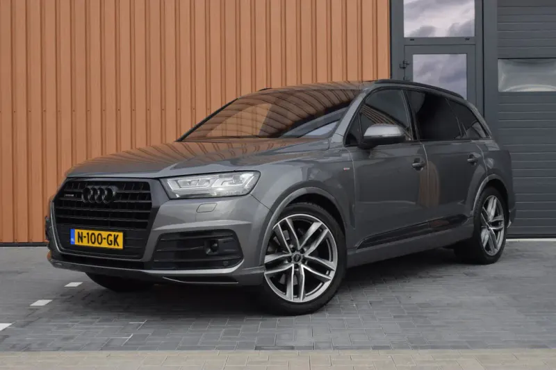 Audi Q7 (2017)
