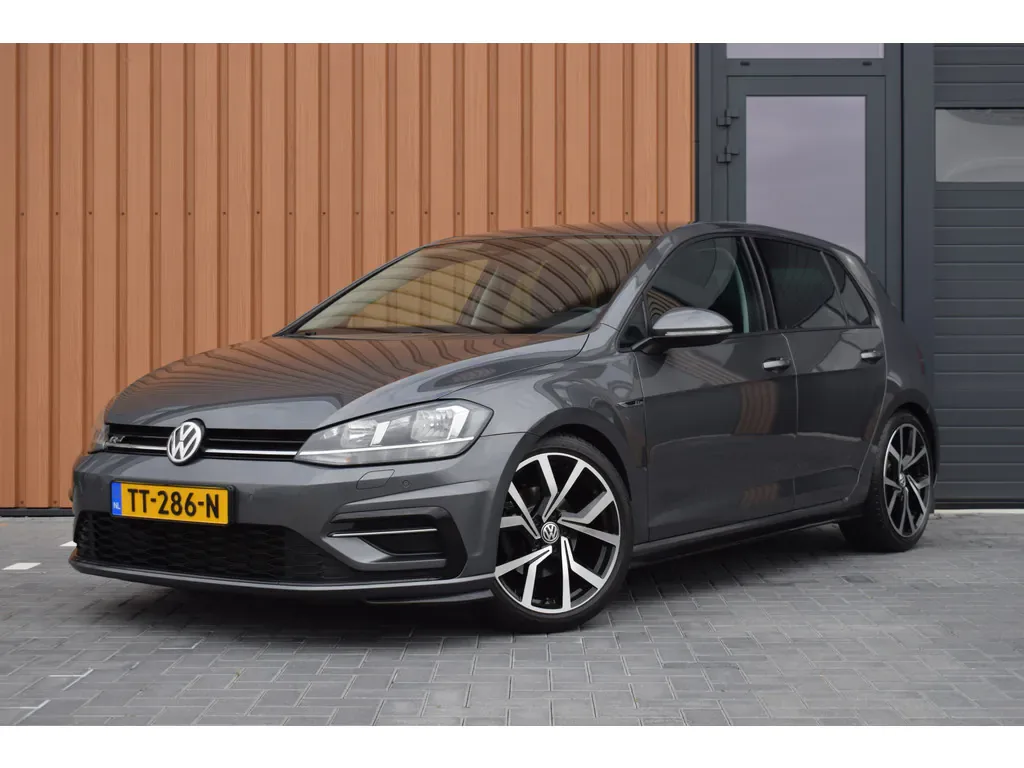 Volkswagen Golf (2017) — foto 1