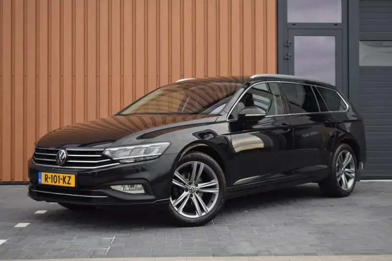 Volkswagen Passat (2022)
