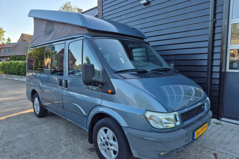 Ford Transit (2005)