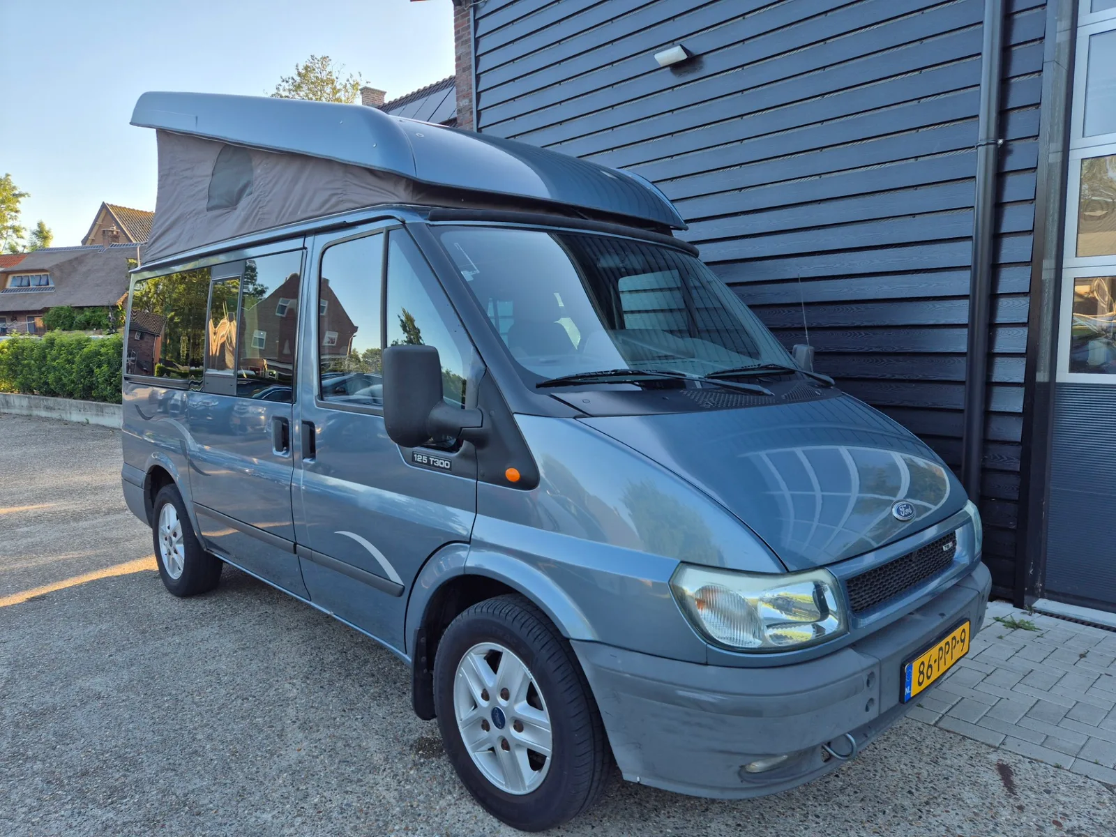 Ford Transit (2005) — foto 1