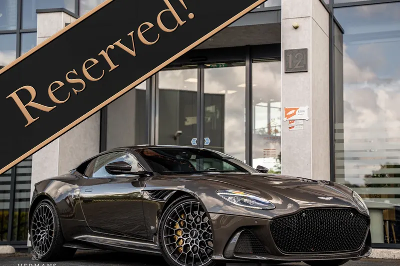 Aston Martin DBS (2023)