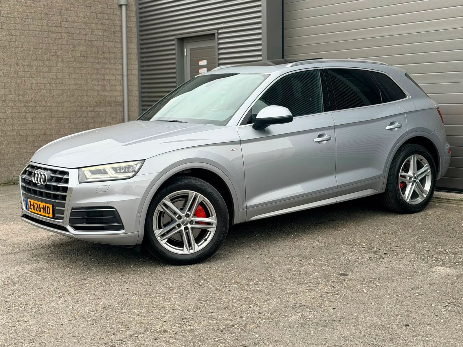 Audi Q5 (2017) — foto 1