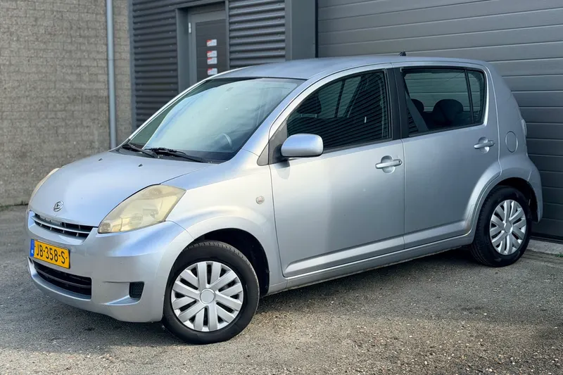 Daihatsu Sirion 2 (2006)