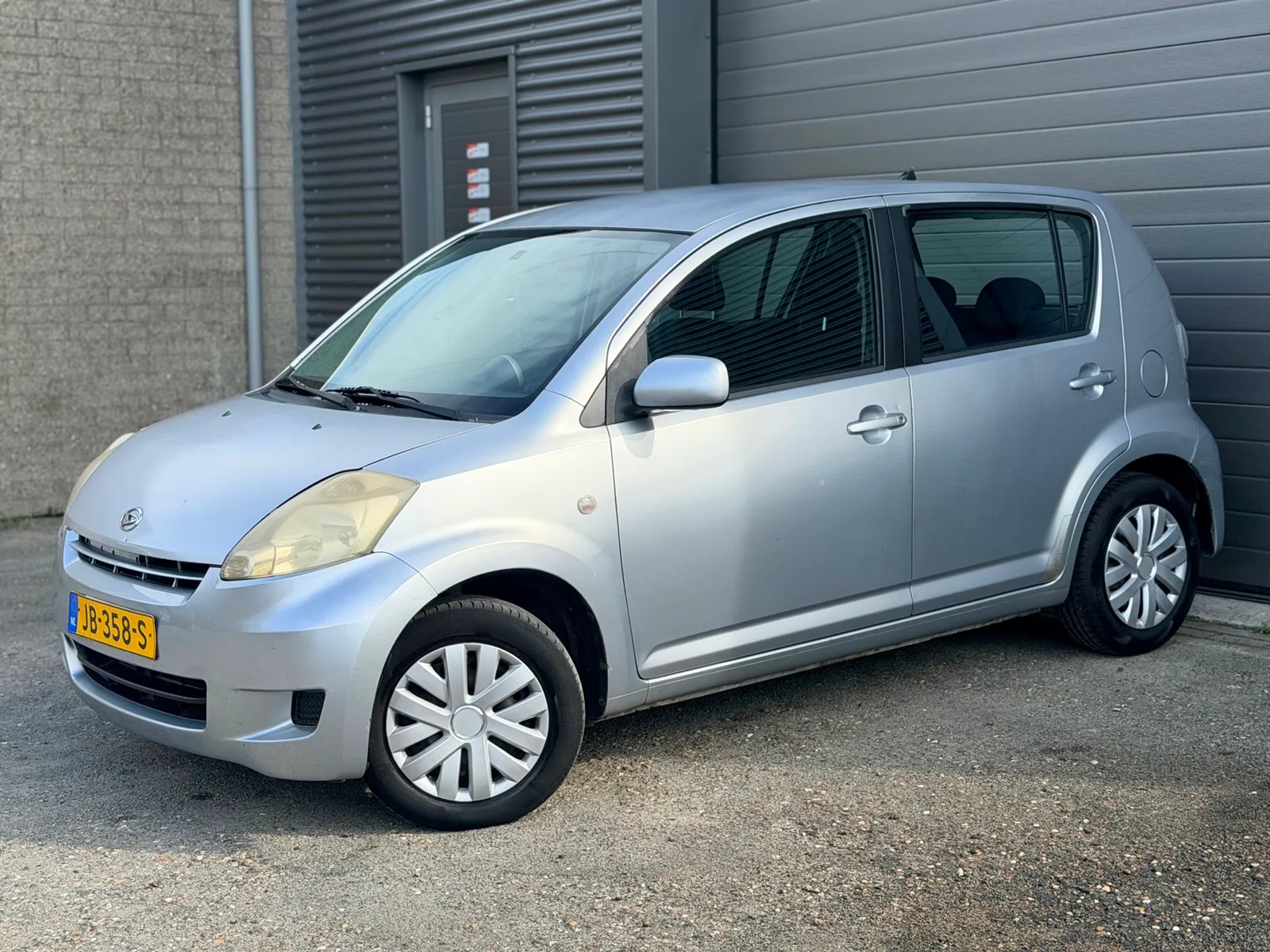 Daihatsu Sirion 2 (2006) — foto 1