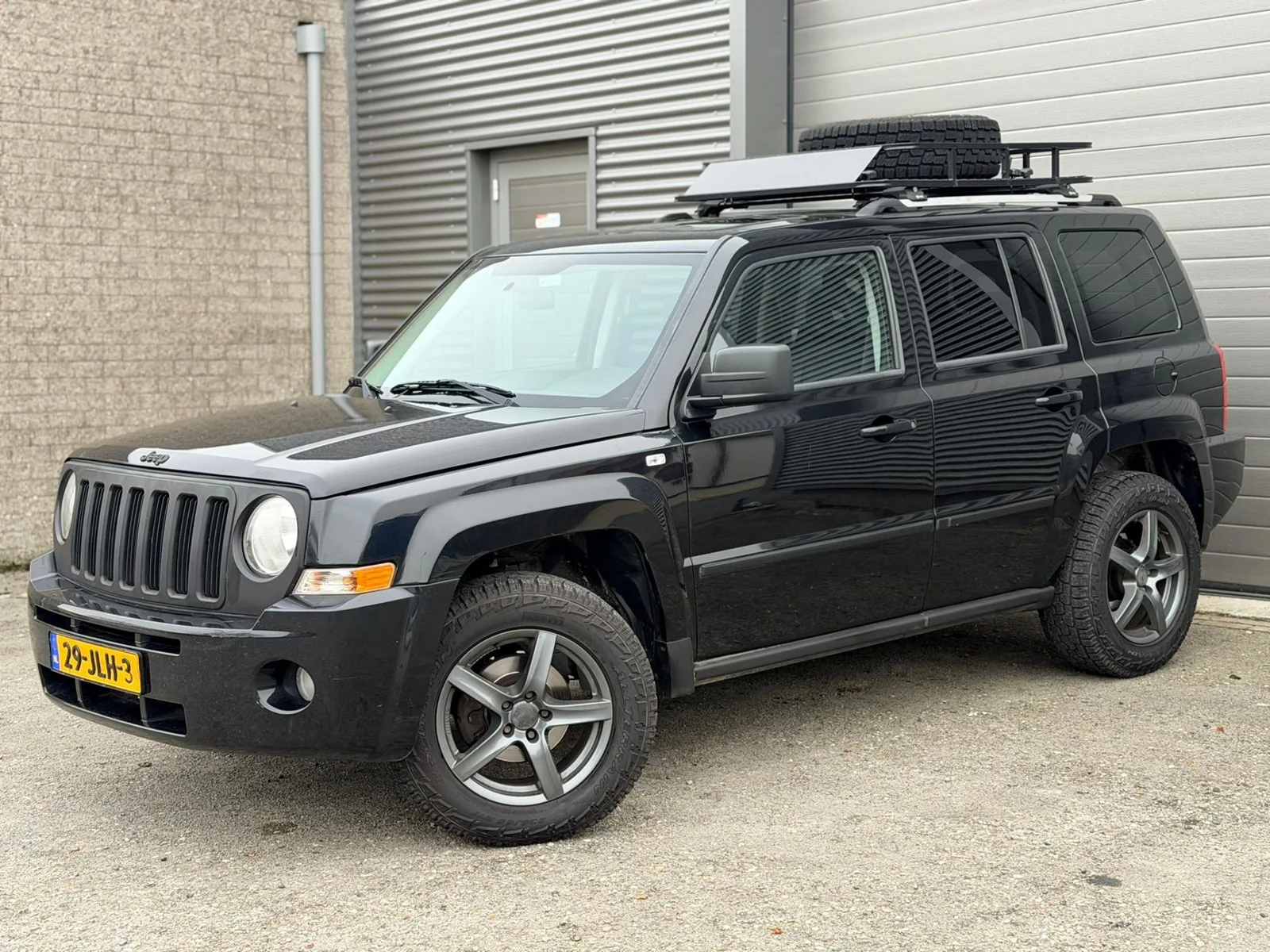 Jeep Patriot (2009) — foto 1