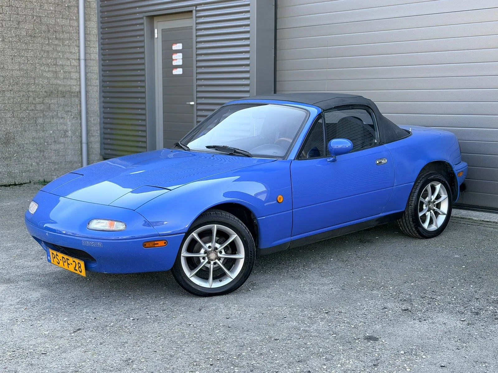 Mazda MX-5 (1990) — foto 1