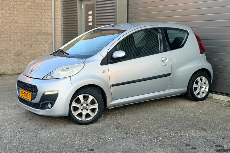 Peugeot 107 (2012)