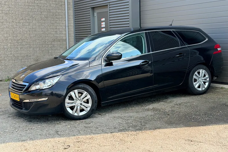 Peugeot 308 (2015)