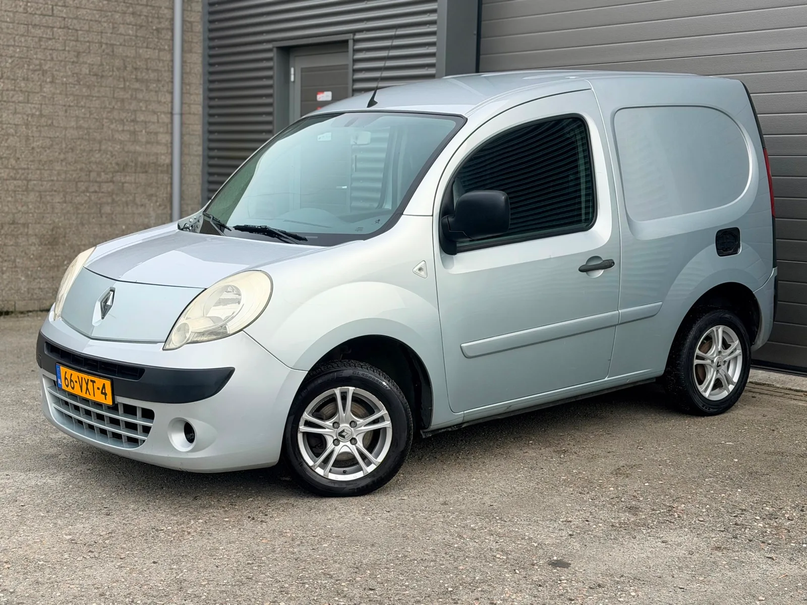Renault Kangoo (2008) — foto 1