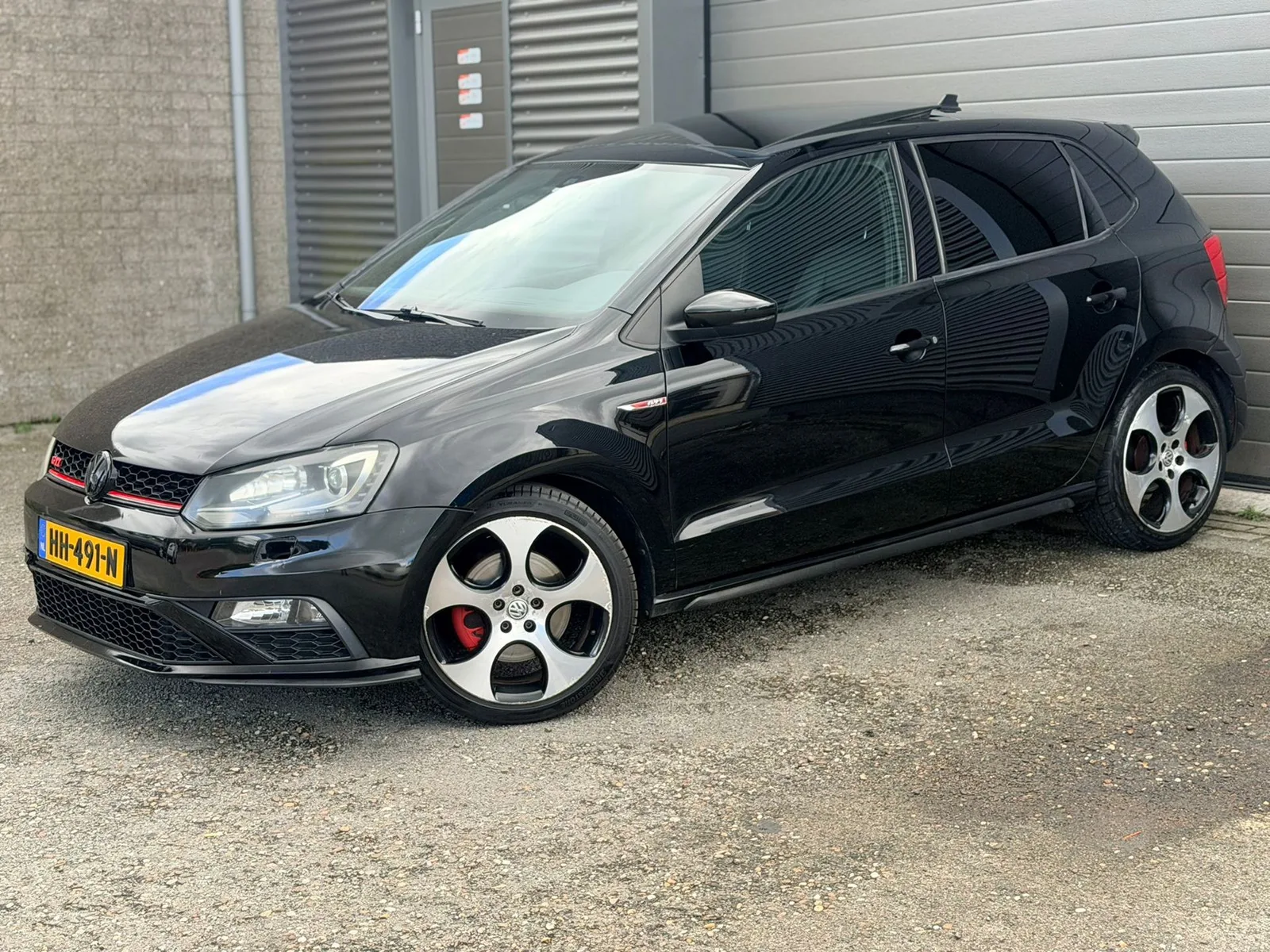 Volkswagen Polo (2012) — foto 1