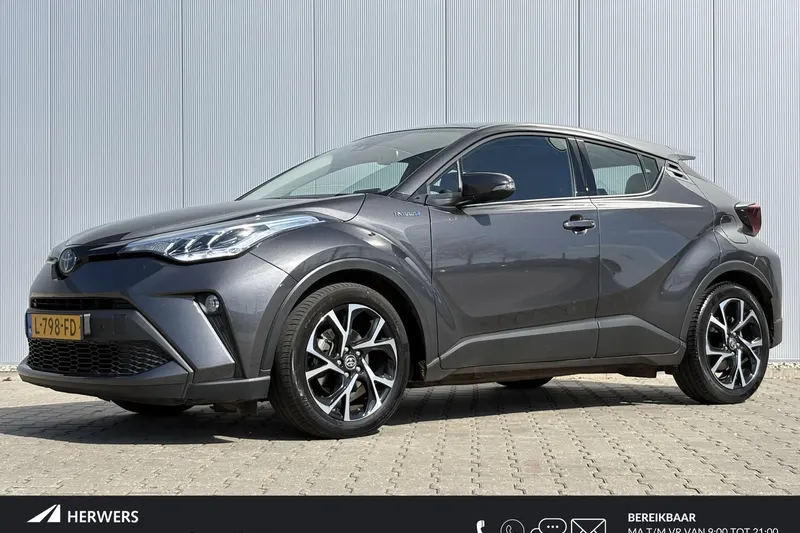 Toyota C-HR (2021)