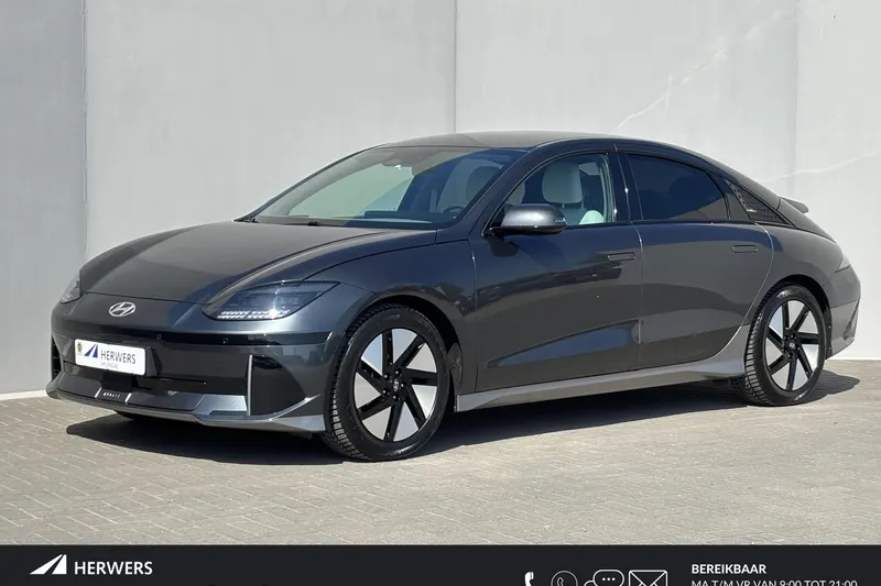 Hyundai Ioniq 6 (2023)