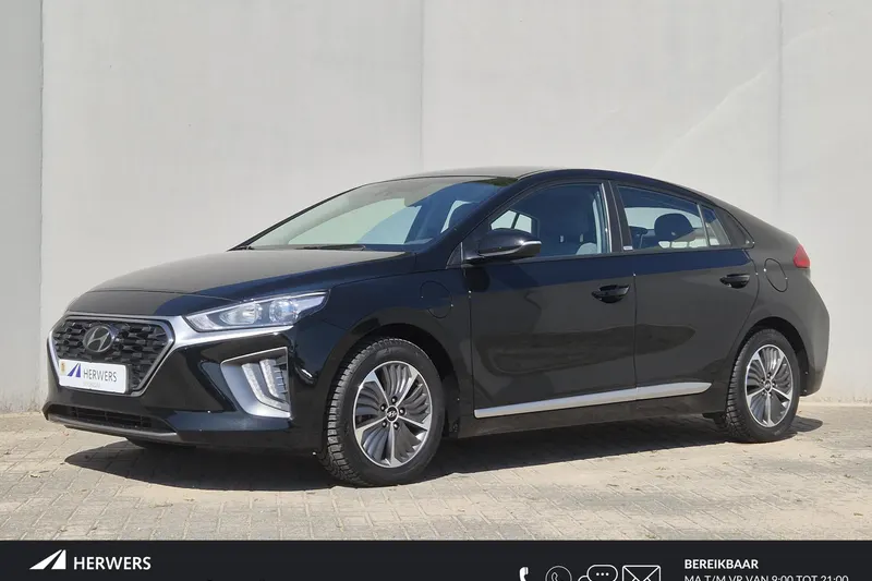 Hyundai Ioniq (2021)