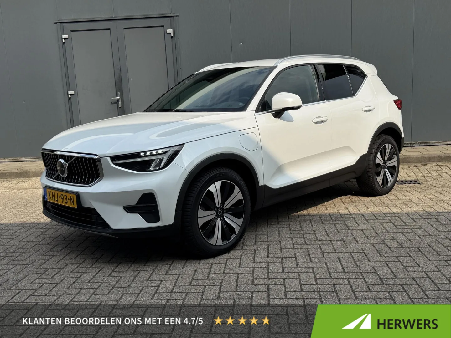 Volvo XC40 (2022) — foto 1