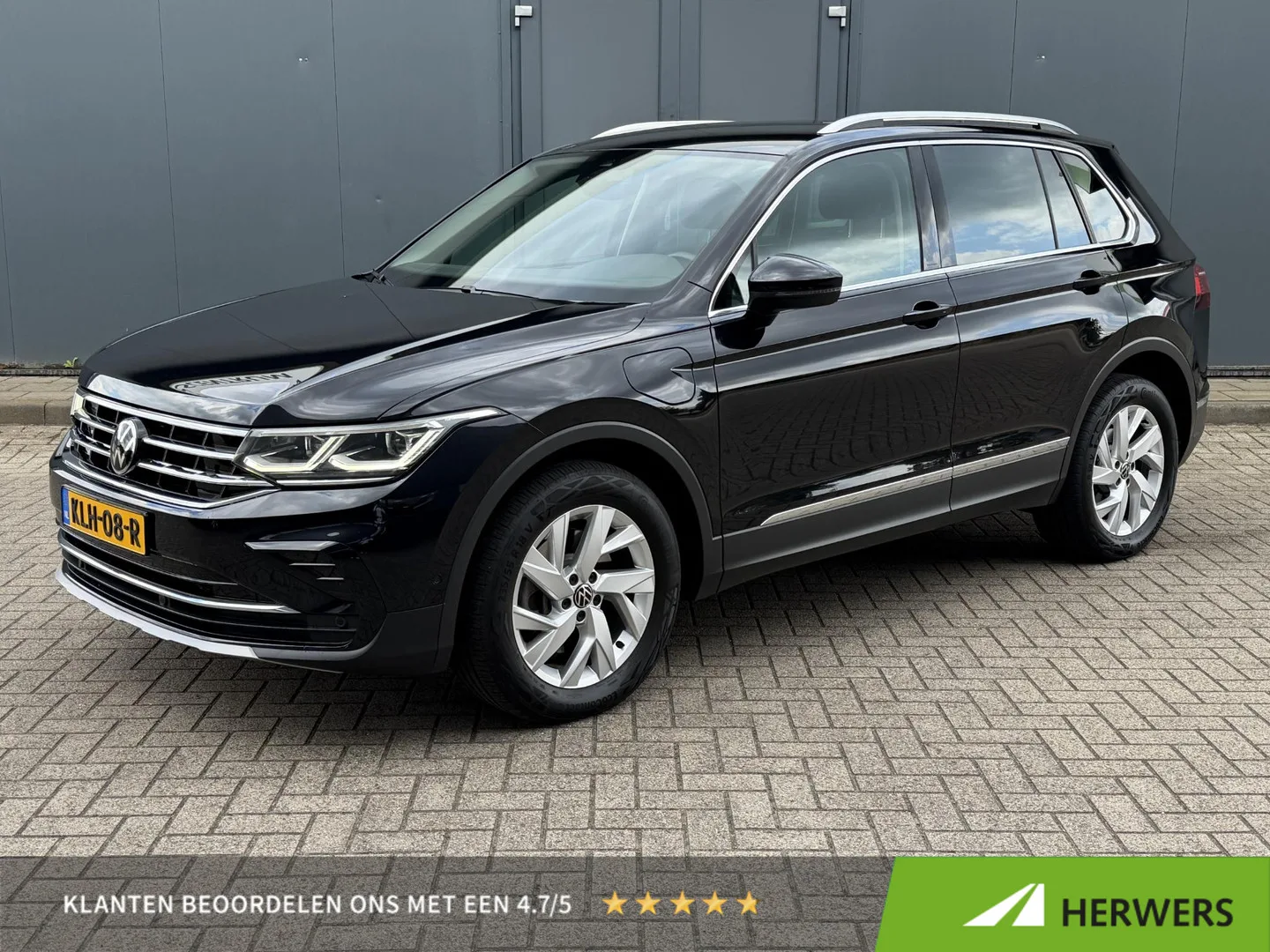Volkswagen Tiguan (2022) — foto 1
